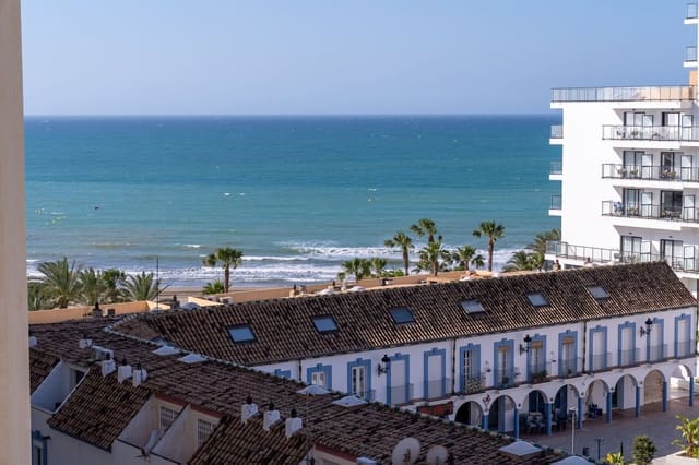 3 soverom Leilighet til salgs i Benalmadena Costa, Benalmádena med svømmebasseng - € 439 000 (Ref: 9972657)