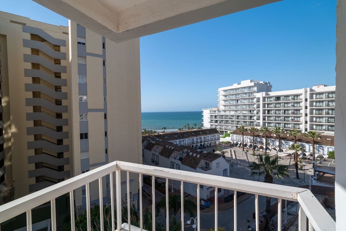 3 soverom Leilighet til salgs i Benalmadena Costa med svømmebasseng - € 439 000 (Ref: 9972657)