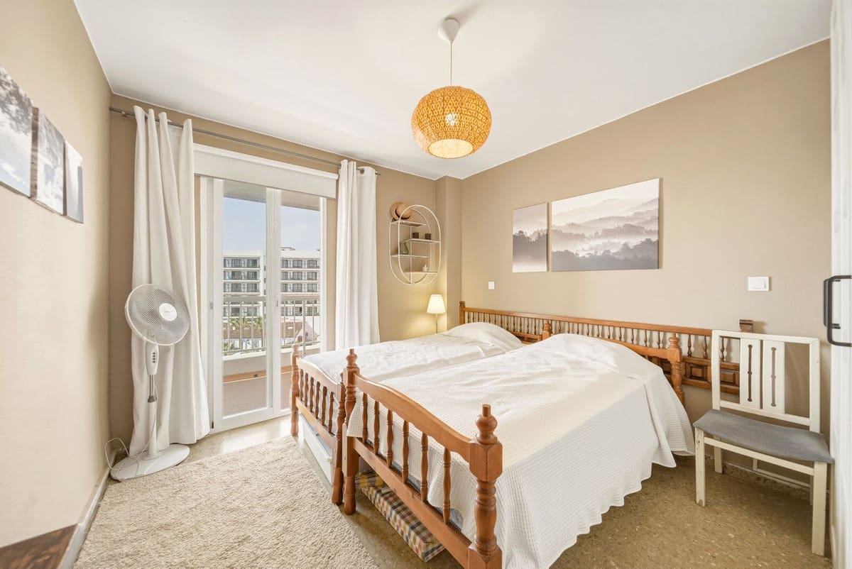 3 soverom Leilighet til salgs i Benalmadena Costa med svømmebasseng - € 439 000 (Ref: 9972657)