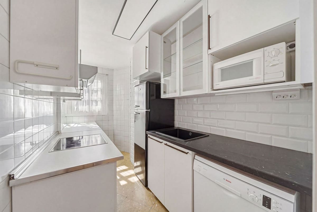 3 soverom Leilighet til salgs i Benalmadena Costa med svømmebasseng - € 439 000 (Ref: 9972657)