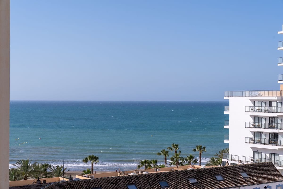 3 soverom Leilighet til salgs i Benalmadena Costa med svømmebasseng - € 439 000 (Ref: 9972657)