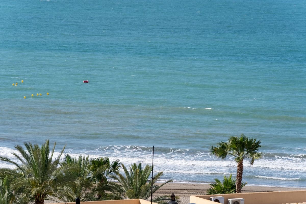 3 soverom Leilighet til salgs i Benalmadena Costa med svømmebasseng - € 439 000 (Ref: 9972657)
