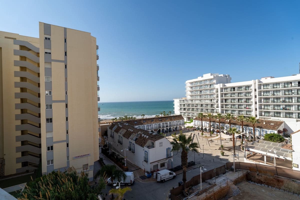3 soverom Leilighet til salgs i Benalmadena Costa med svømmebasseng - € 439 000 (Ref: 9972657)
