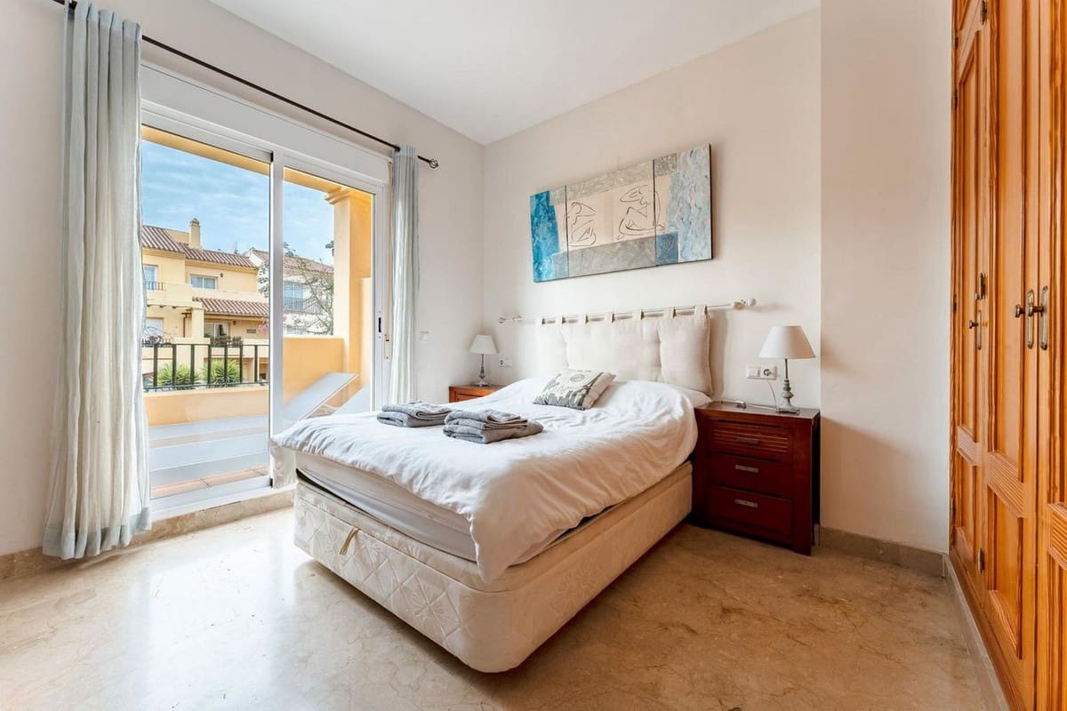2 soverom Leilighet til salgs i La Cala de Mijas med svømmebasseng - € 425 000 (Ref: 9972660)