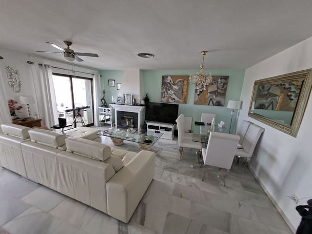 3 soveværelse Byhus til salg i La Duquesa / Puerto de la Duquesa, Manilva med swimmingpool - € 430.000 (Ref: 9972663)
