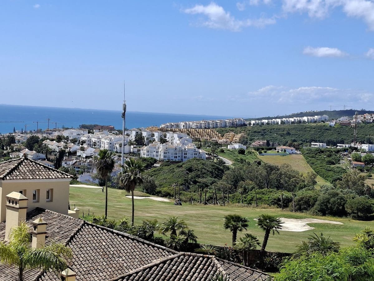 3 camera da letto Casa in vendita in La Duquesa / Puerto de la Duquesa con piscina - 430.000 € (Rif: 9972663)