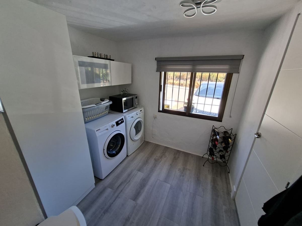 3 camera da letto Casa in vendita in La Duquesa / Puerto de la Duquesa con piscina - 430.000 € (Rif: 9972663)