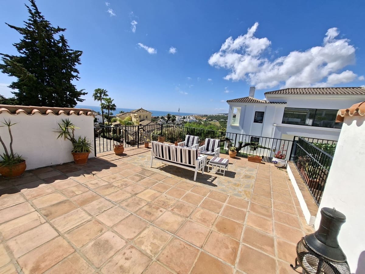 3 camera da letto Casa in vendita in La Duquesa / Puerto de la Duquesa con piscina - 430.000 € (Rif: 9972663)
