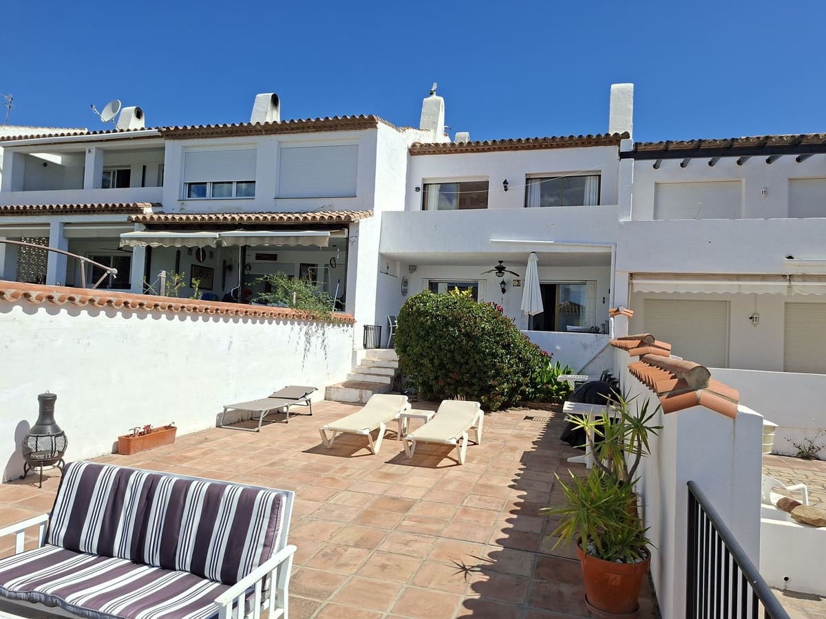 3 camera da letto Casa in vendita in La Duquesa / Puerto de la Duquesa con piscina - 430.000 € (Rif: 9972663)