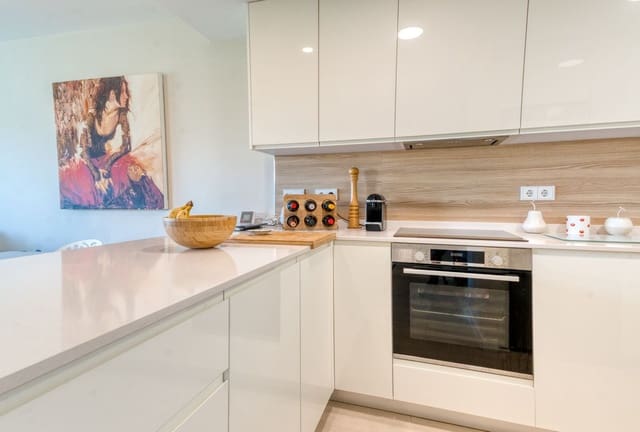 2 Zimmer Apartment zu verkaufen in Estepona - 455.000 € (Ref: 9972664)