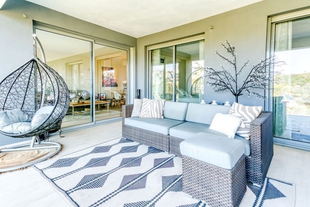 2 Zimmer Apartment zu verkaufen in Estepona - 455.000 € (Ref: 9972664)
