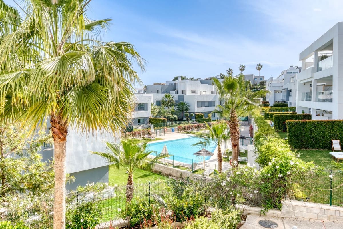 2 Zimmer Apartment zu verkaufen in Estepona - 455.000 € (Ref: 9972664)