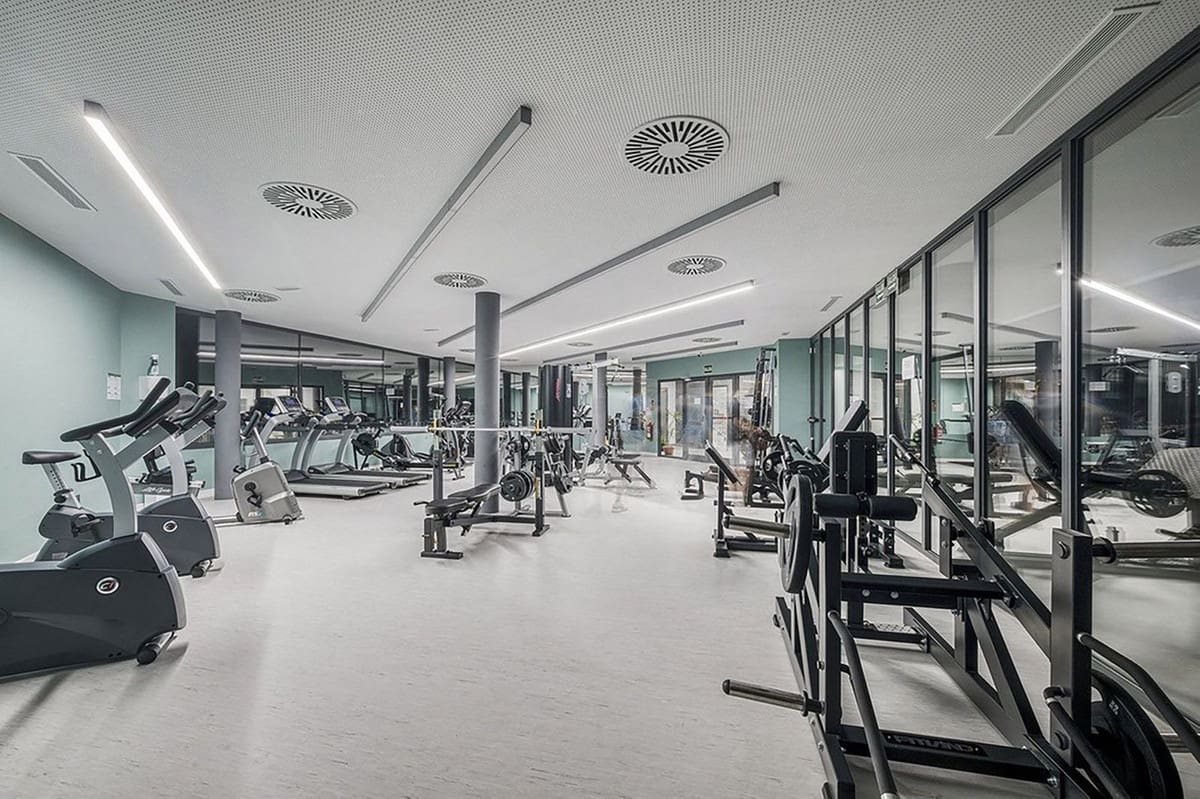 2 soverom Leilighet til salgs i New Golden Mile med svømmebasseng - € 485 000 (Ref: 9972667)