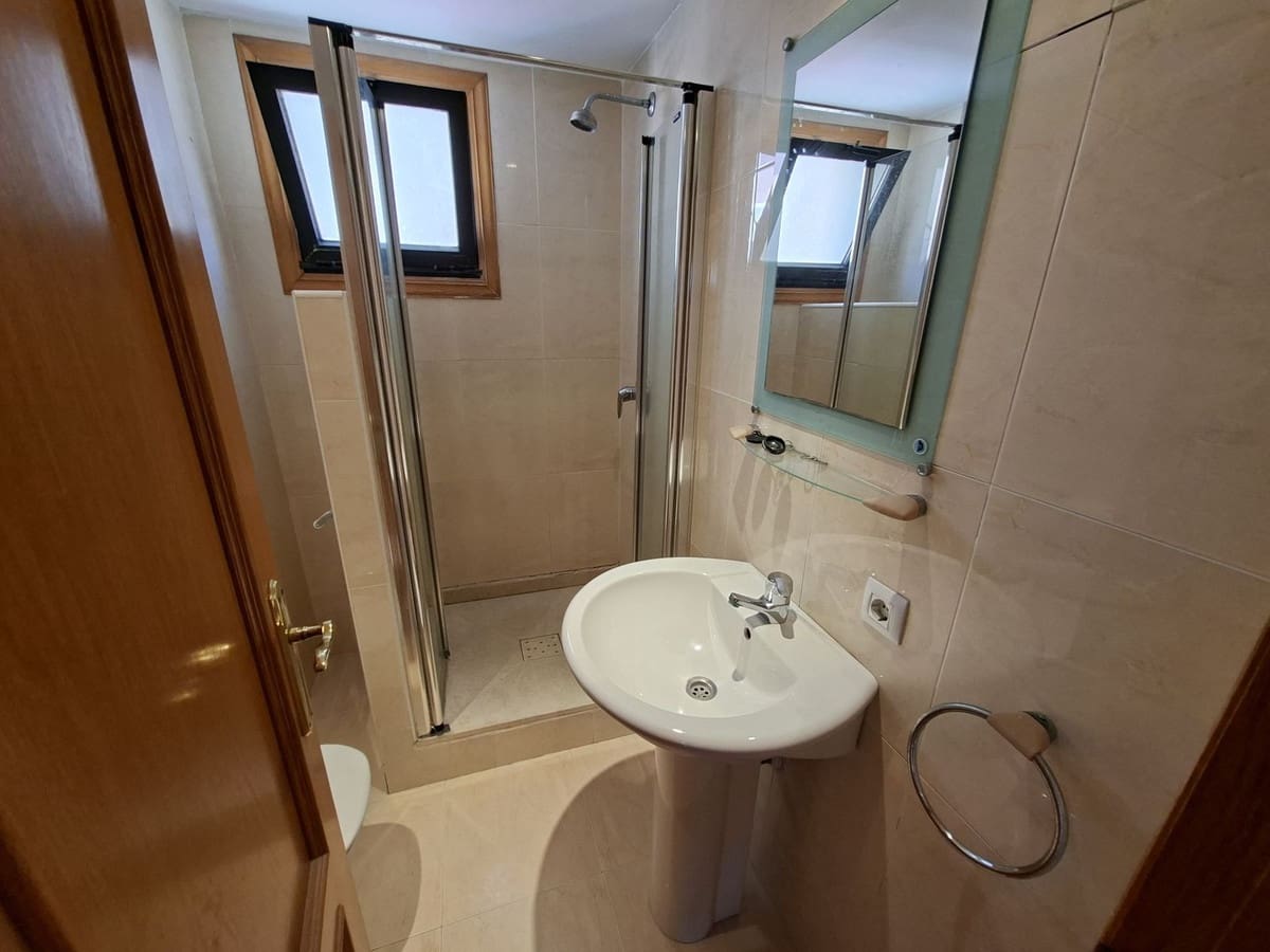 3 bedroom Villa for sale in San Luis de Sabinillas with pool garage - € 425,000 (Ref: 9972671)