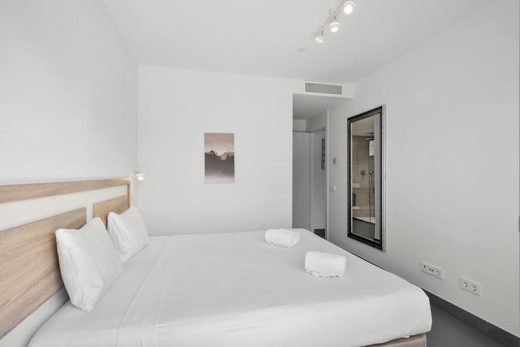 2 soveværelse Lejlighed til salg i Benalmadena med swimmingpool - € 475.000 (Ref: 9972674)