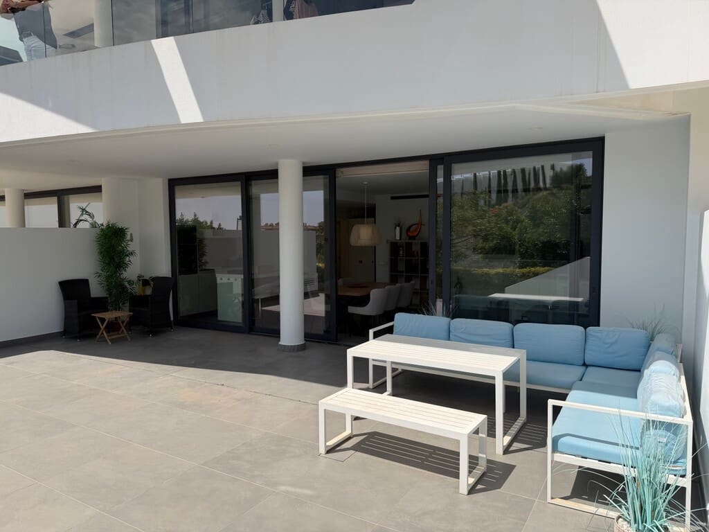 2 soveværelse Lejlighed til salg i Benalmadena med swimmingpool - € 475.000 (Ref: 9972674)
