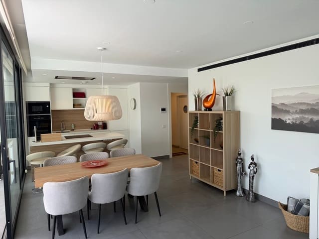 2 soveværelse Lejlighed til salg i Benalmádena med swimmingpool - € 475.000 (Ref: 9972674)