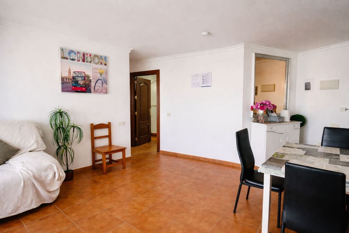 2 soverom Leilighet til salgs i Benalmadena med svømmebasseng - € 437 000 (Ref: 9972676)