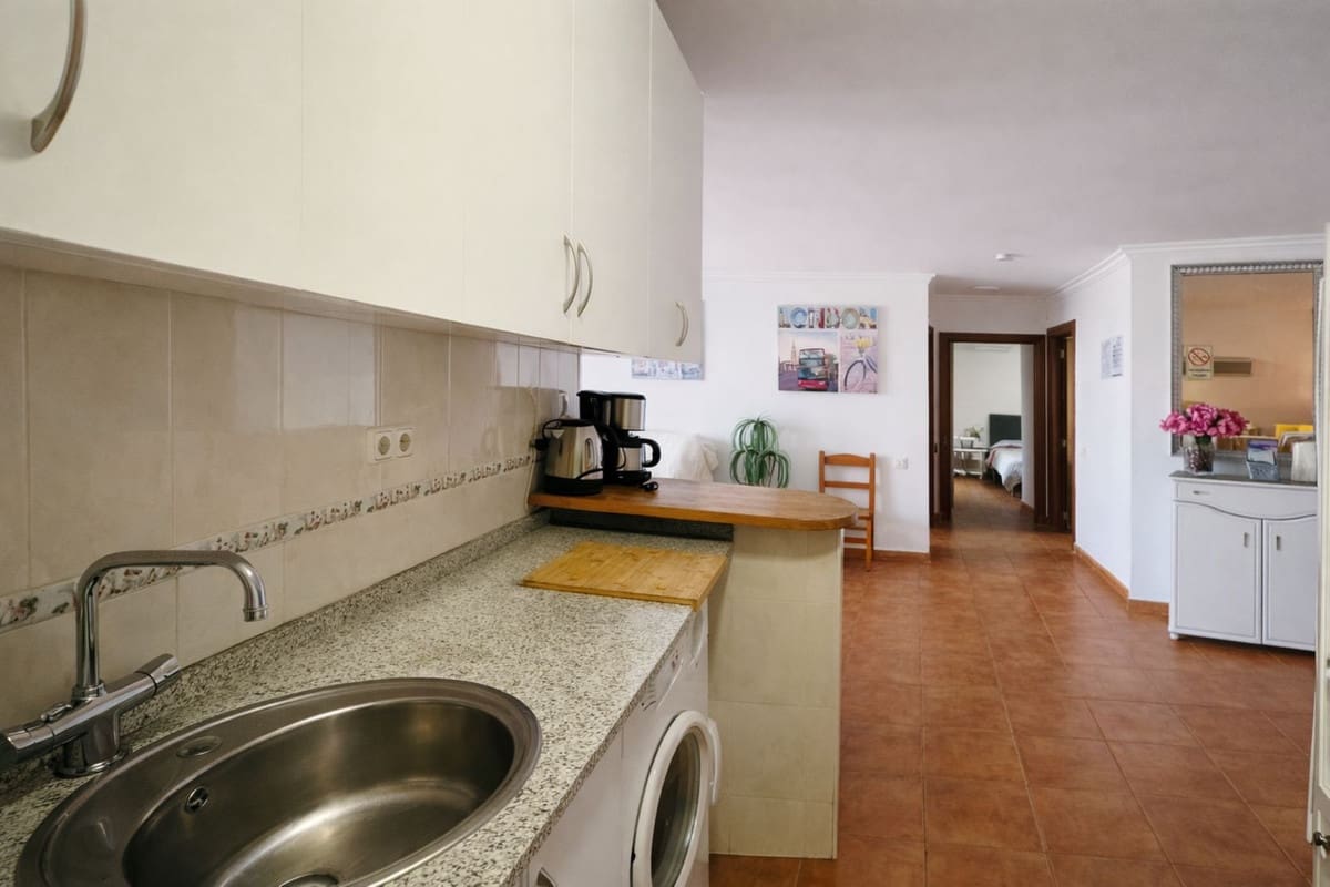 2 soverom Leilighet til salgs i Benalmadena med svømmebasseng - € 437 000 (Ref: 9972676)