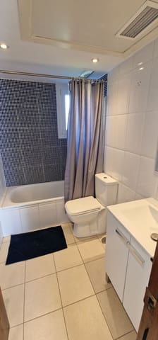 3 soverom Hus til salgs i La Duquesa / Puerto de la Duquesa, Manilva med svømmebasseng garasje - € 469 000 (Ref: 9972677)