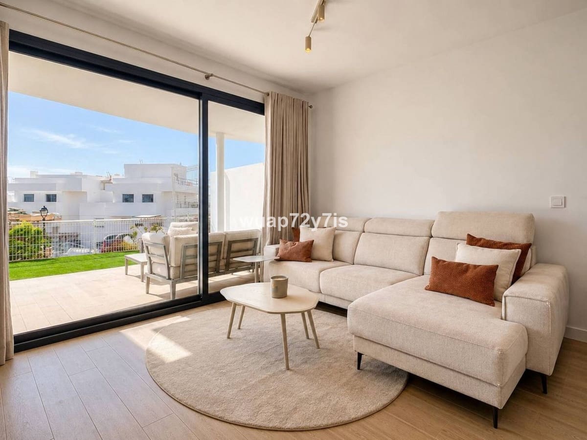 2 soveværelse Lejlighed til salg i Estepona med swimmingpool - € 459.000 (Ref: 9972678)