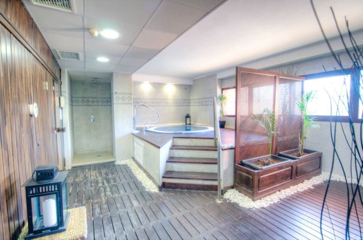 2 soveværelse Lejlighed til salg i La Mairena med swimmingpool - € 439.000 (Ref: 9972680)