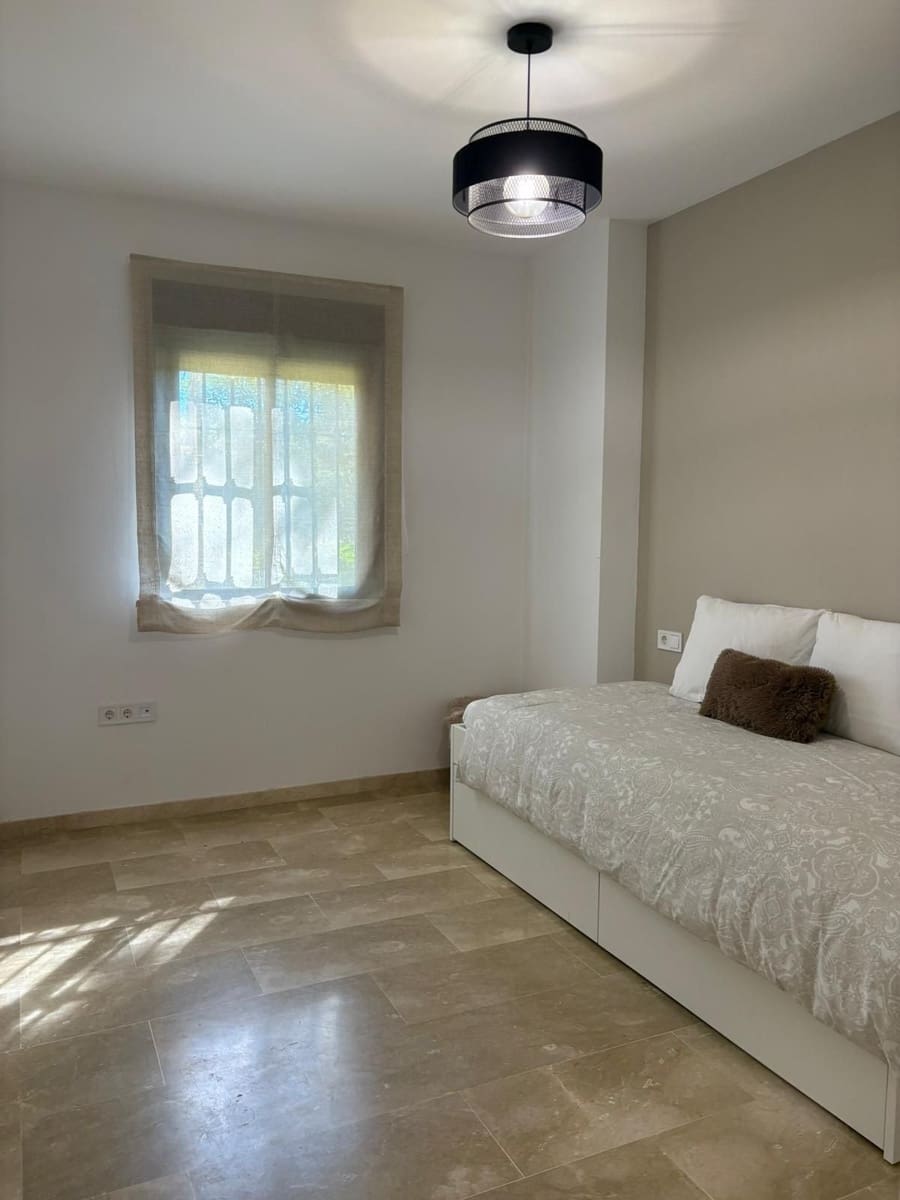 2 sypialnia Apartament na sprzedaż w Estepona z basenem garażem - 425 000 € (Ref: 9972681)