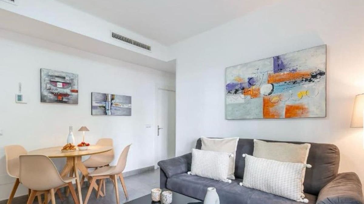 Apartamento de 3 habitaciones en Marbella en venta - 450.000 € (Ref: 9972687)