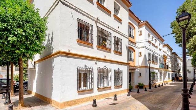 Apartamento de 3 habitaciones en Marbella en venta - 450.000 € (Ref: 9972687)