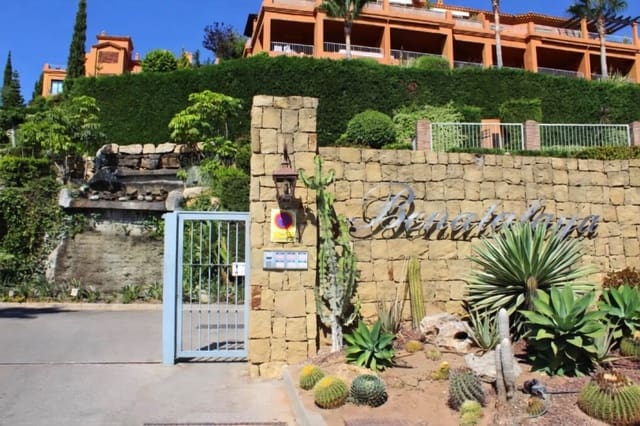 2 bedroom Apartment for sale in Benahavís with pool garage - € 450,000 (Ref: 9972689)