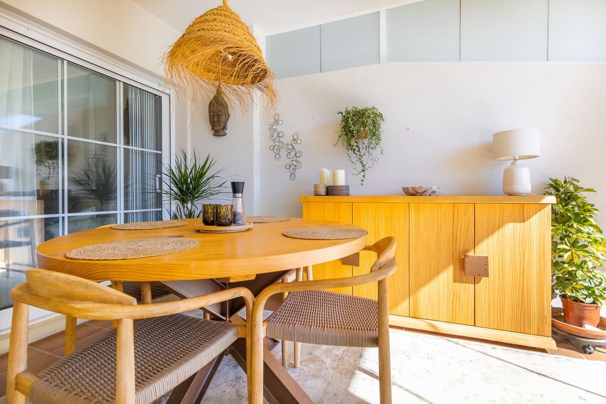 2 soveværelse Lejlighed til salg i La Cala de Mijas med swimmingpool - € 440.000 (Ref: 9972693)