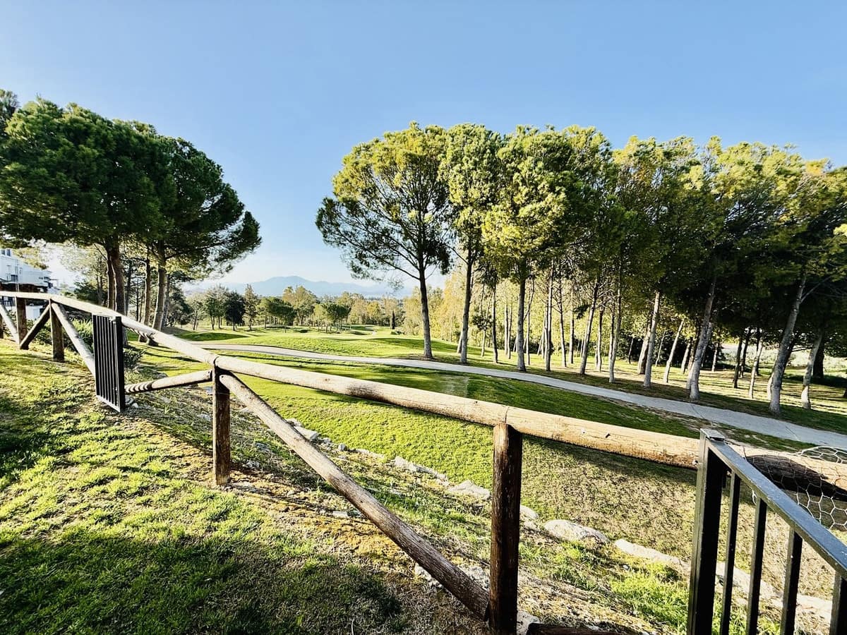 3 slaapkamer Huis te koop in Alhaurin de la Torre met zwembad garage - € 465.000 (Ref: 9972694)