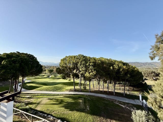 3 Zimmer Haus zu verkaufen in Alhaurín de la Torre mit Pool Garage - 449.500 € (Ref: 9972694)