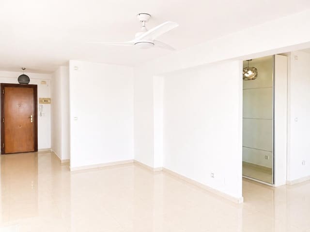 Apartamento de 3 habitaciones en Torremolinos en venta con piscina - 445.500 € (Ref: 9972695)
