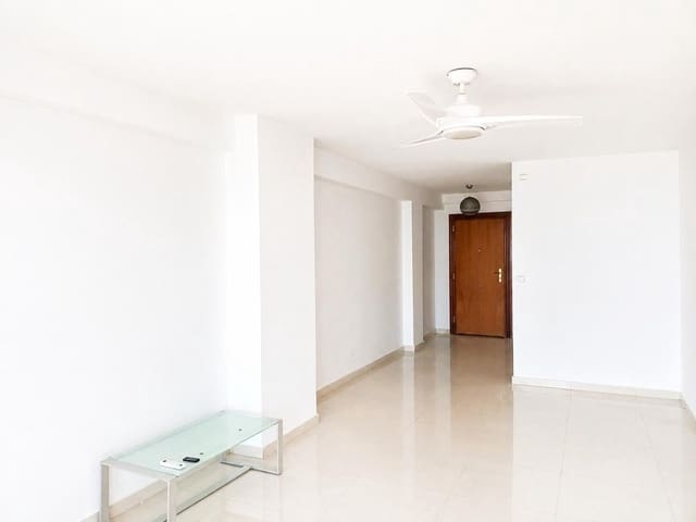 Apartamento de 3 habitaciones en Torremolinos en venta con piscina - 445.500 € (Ref: 9972695)
