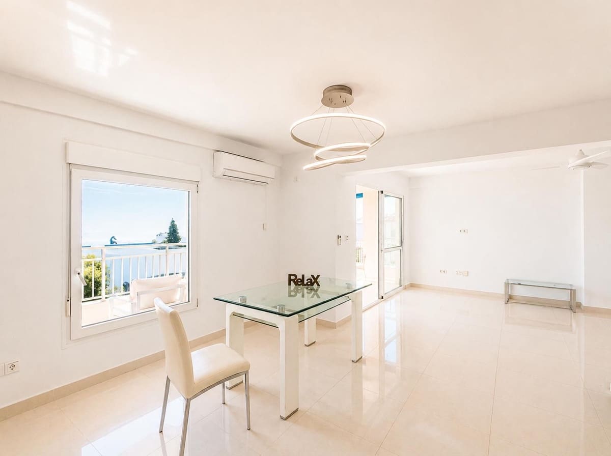 Apartamento de 3 habitaciones en Torremolinos en venta con piscina - 445.500 € (Ref: 9972695)