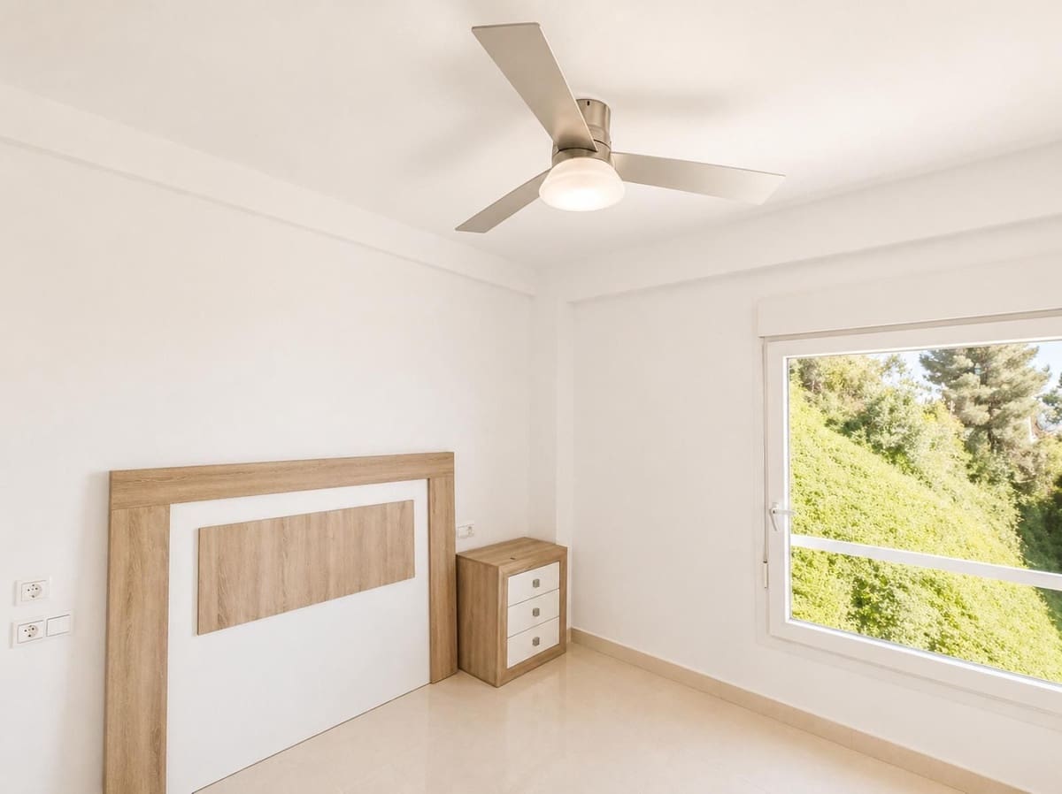 Apartamento de 3 habitaciones en Torremolinos en venta con piscina - 445.500 € (Ref: 9972695)