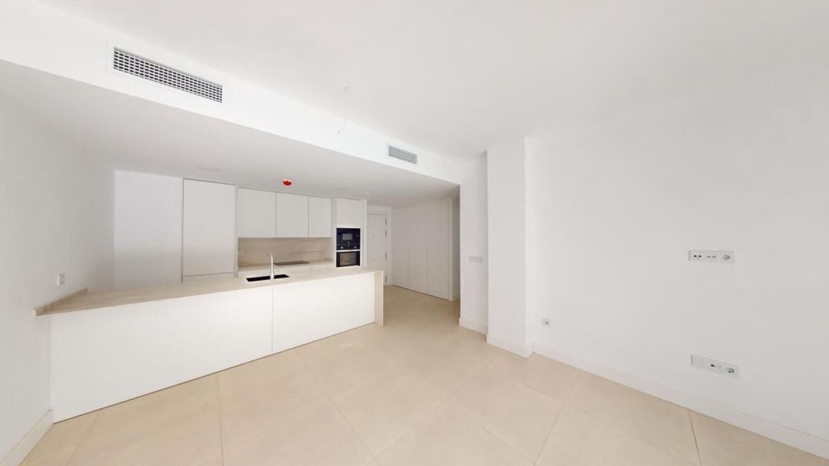 Apartamento de 2 habitaciones en Benalmádena en venta con piscina - 469.000 € (Ref: 9972697)