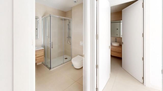 Apartamento de 2 habitaciones en Benalmádena en venta con piscina - 469.000 € (Ref: 9972697)