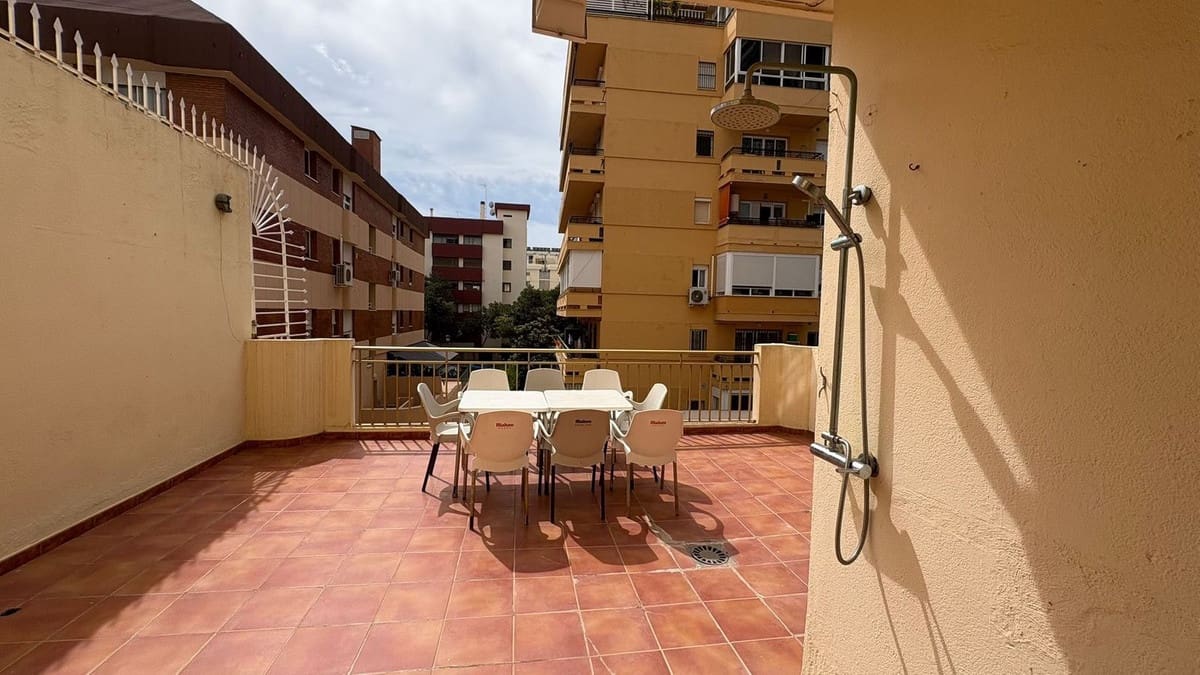 2 bedroom Apartment for sale in Marbella - € 450,000 (Ref: 9972698)