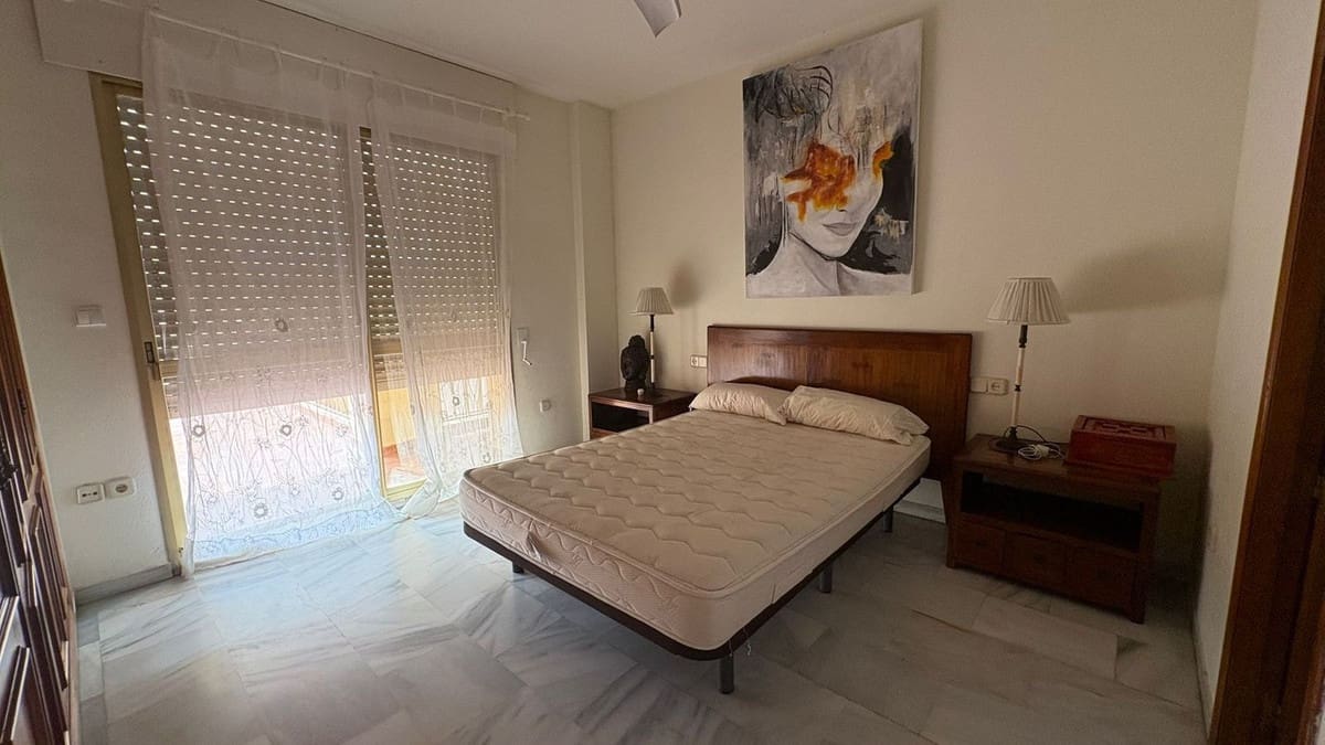 2 bedroom Apartment for sale in Marbella - € 450,000 (Ref: 9972698)