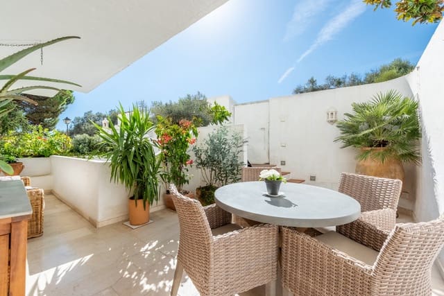 Apartamento de 2 habitaciones en Río Real, Marbella en venta con piscina - 445.000 € (Ref: 9972699)