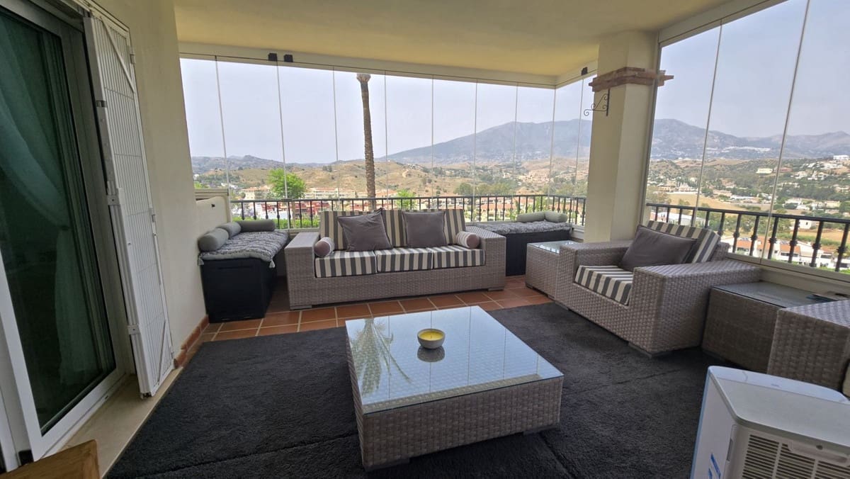 3 quarto Apartamento para venda em La Cala Hills com piscina - 420 000 € (Ref: 9972700)