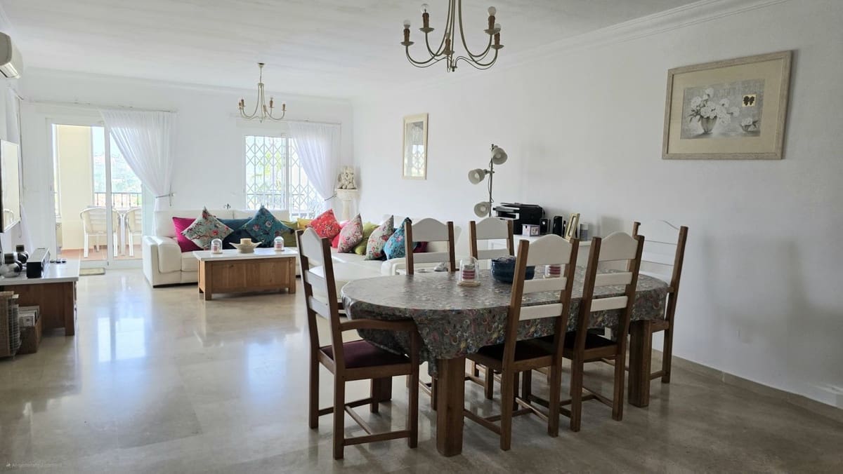 3 quarto Apartamento para venda em La Cala Hills com piscina - 420 000 € (Ref: 9972700)