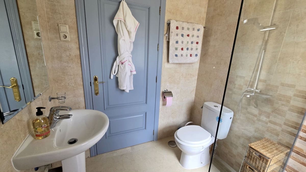 3 quarto Apartamento para venda em La Cala Hills com piscina - 420 000 € (Ref: 9972700)