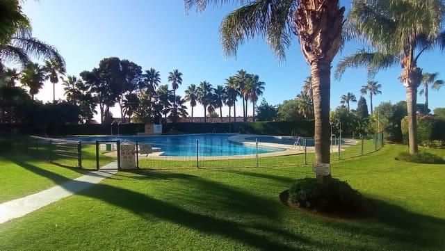 2 soveværelse Lejlighed til salg i Calahonda, Mijas med swimmingpool - € 449.000 (Ref: 9972702)