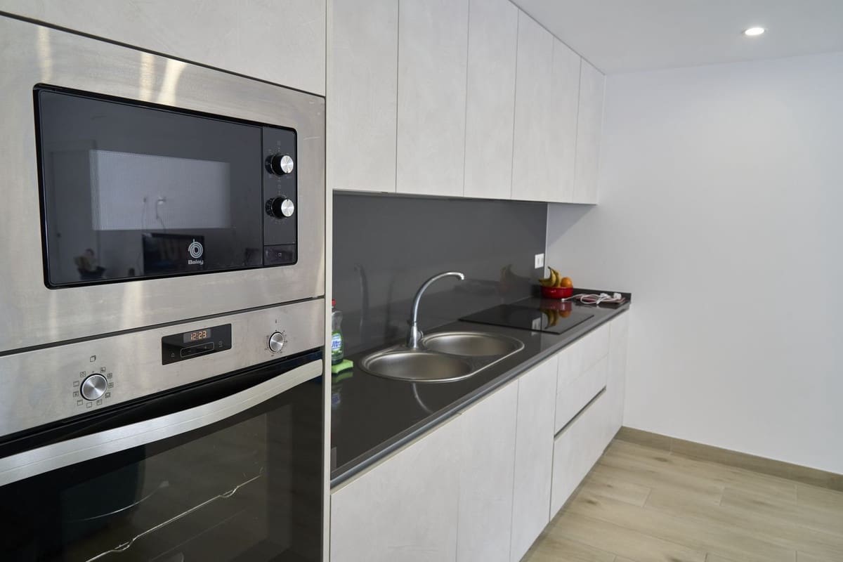 3 chambre Appartement à vendre à Estepona - 430 000 € (Ref: 9972706)