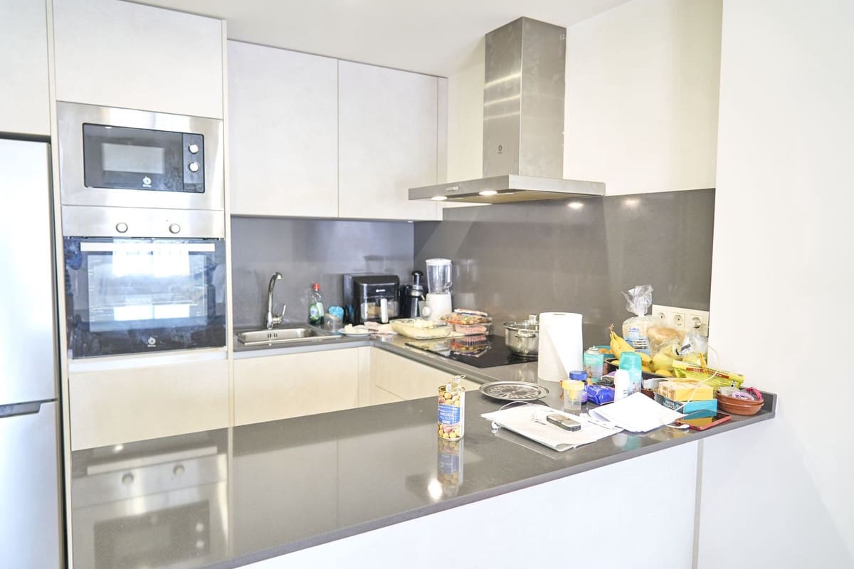 3 chambre Appartement à vendre à Estepona - 430 000 € (Ref: 9972706)