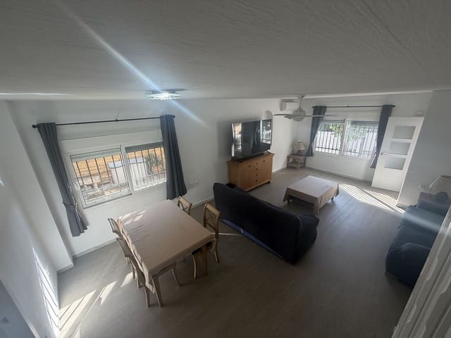 3 makuuhuone Paritalo myytävänä paikassa Calahonda, Mijas mukana uima-altaan - 450 000 € (Ref: 9972707)