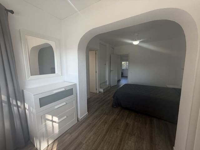 3 makuuhuone Paritalo myytävänä paikassa Calahonda, Mijas mukana uima-altaan - 450 000 € (Ref: 9972707)